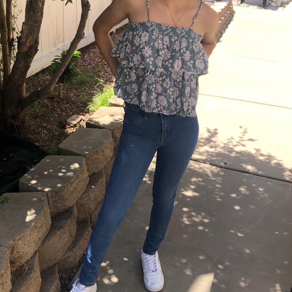 Lush Top with floral print